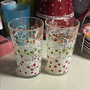 EUC 2pc. Colorful Patterned Glass Juice Tumblers